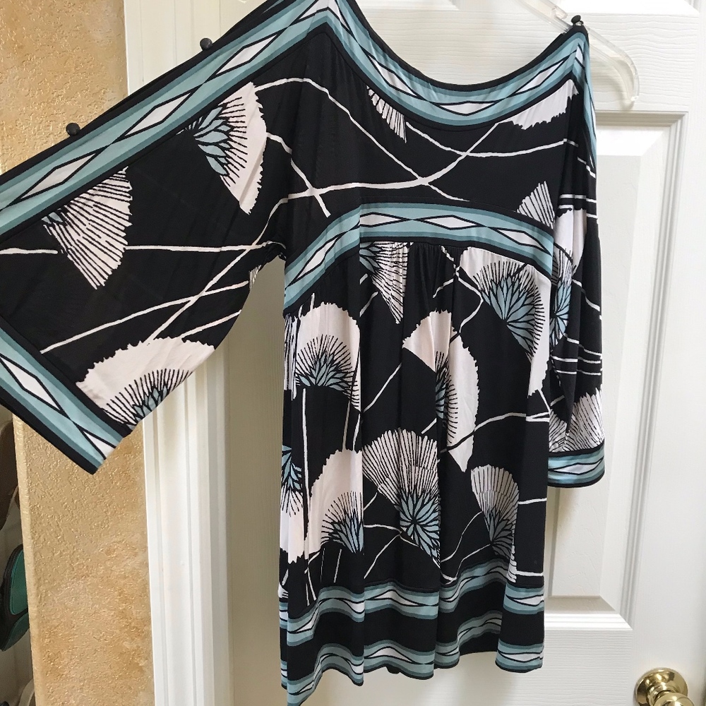 BCBG Top
